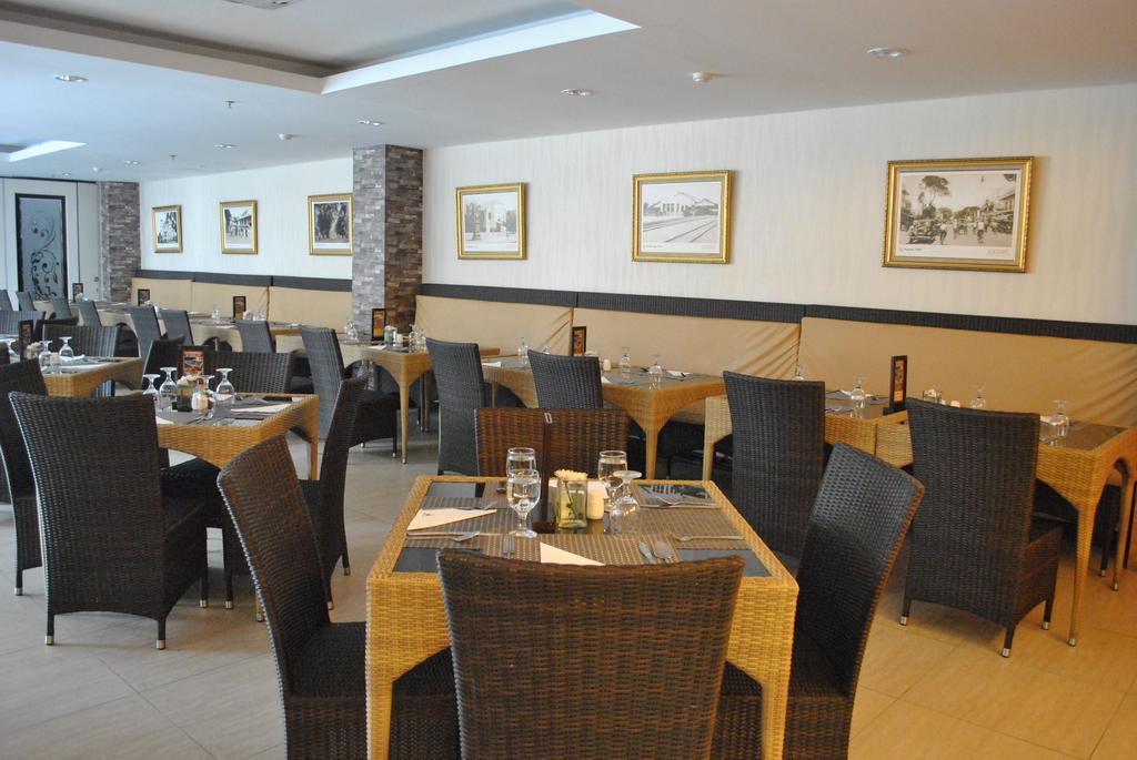 Hotel Arjuna Jogyakarta Zewnętrze zdjęcie