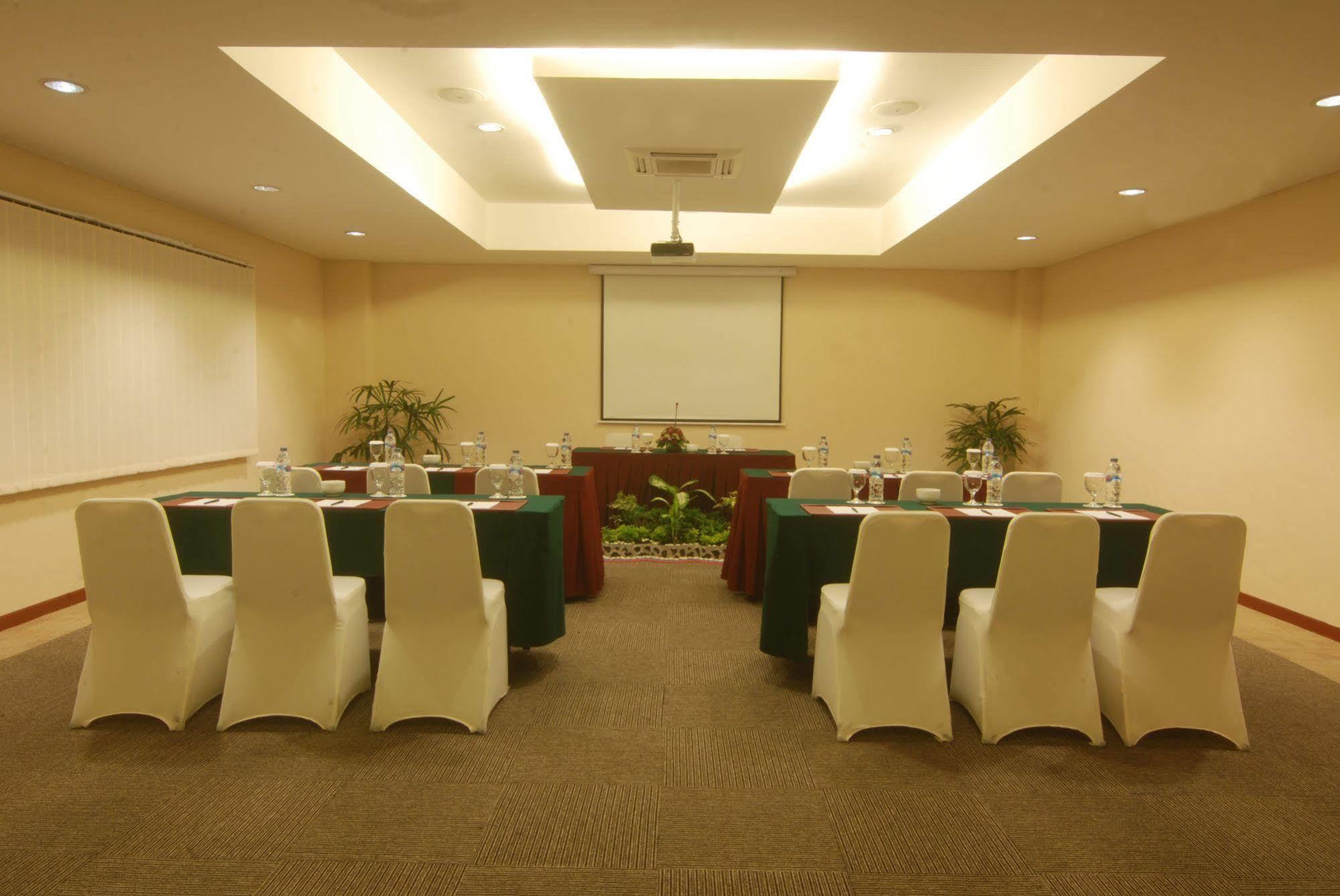 Hotel Arjuna Jogyakarta Zewnętrze zdjęcie