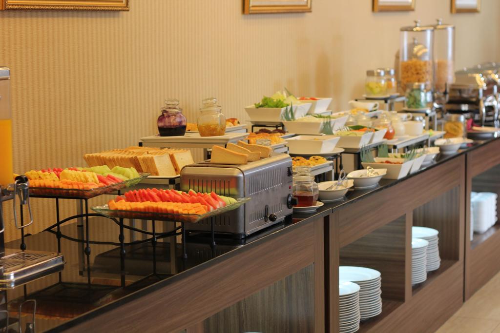 Hotel Arjuna Jogyakarta Pokój zdjęcie